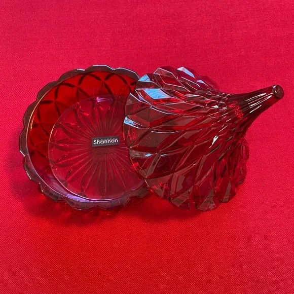 ❤️ Hershey’s Kisses Crystal 2pc. Dish ❤️ NWT - Picture 5 of 8